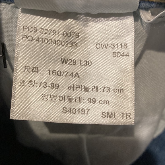 Levi's Light Blue High Rise Women's Jeans - Picture 11 of 12